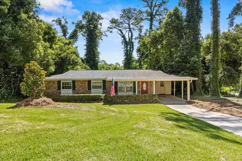 2301 Spoonwood Dr, Tallahassee, FL 32303