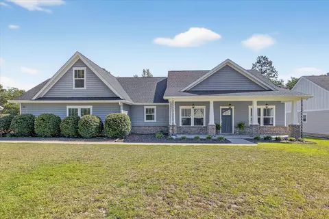 33 Geranium Trce, Crawfordville, FL 32327