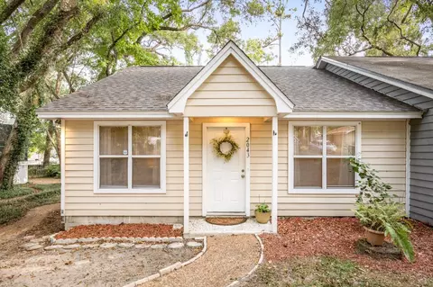 2043 Canewood Ct, Tallahassee, FL 32303