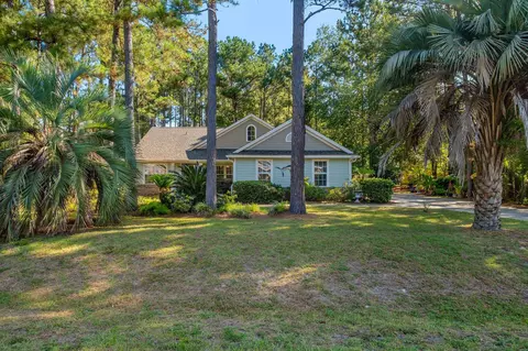 89 Pimlico Dr, Crawfordville, FL 32327