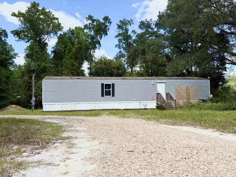 179 Pixie Circle Cir, Crawfordville, FL 32327