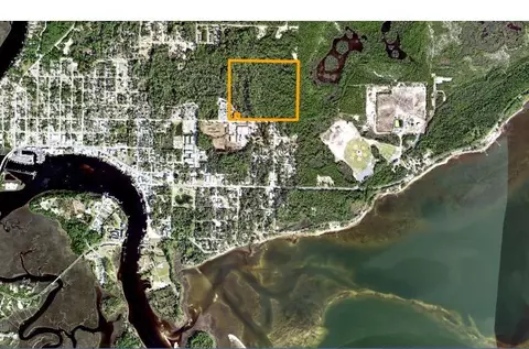 Nnn Gray Avenue, Carrabelle, FL 32322