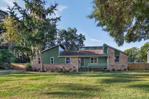 3423 Rustlewood Ln, Tallahassee, FL 32312
