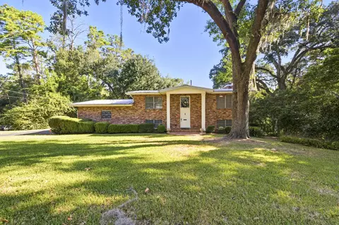 2205 Gibbs Dr, Tallahassee, FL 32303