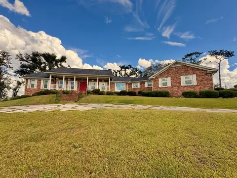 588 NW Pickle Ln, Madison, FL 32340