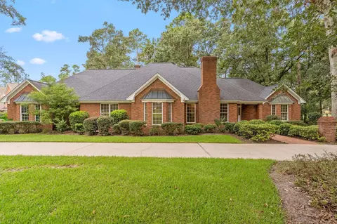 9039 Winged Foot Dr, Tallahassee, FL 32312