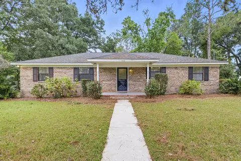 1313 Lansdowne Rd, Tallahassee, FL 32317