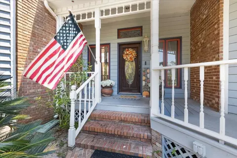 Exterior - 330 Bishop Blvd, Perry, FL 32347 photo 8 of 14