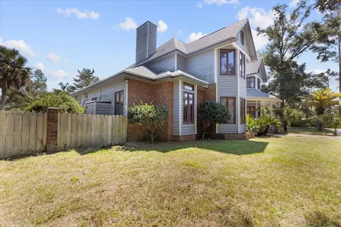 Exterior - 330 Bishop Blvd, Perry, FL 32347 photo 5 of 14