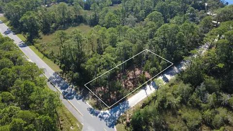 0 St James St, Panacea, FL 32346