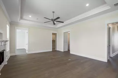 Living - 641 Knotted Pine Dr, Tallahassee, FL 32312 photo 3 of 5