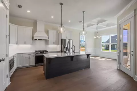 Kitchen - 641 Knotted Pine Dr, Tallahassee, FL 32312 photo 1 of 8