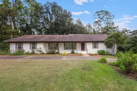3513 Deer Lane Dr, Tallahassee, FL 32312