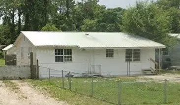 2520 Palmetto Ter, Lanark Village, FL 32323