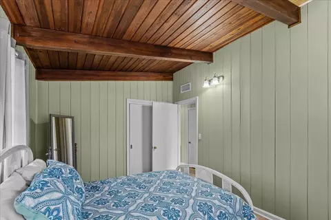 Bedroom - 301 N Manila Ave, Perry, FL 32347 photo 2 of 5