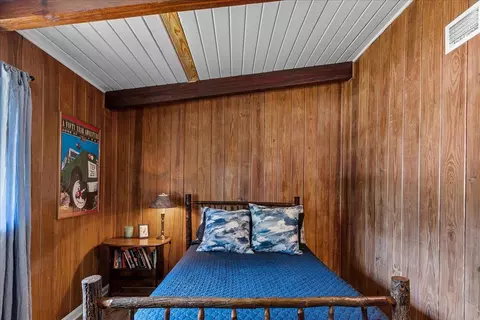 Bedroom - 301 N Manila Ave, Perry, FL 32347 photo 4 of 5