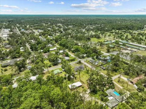 View/Area - 301 N Manila Ave, Perry, FL 32347 photo 8 of 9