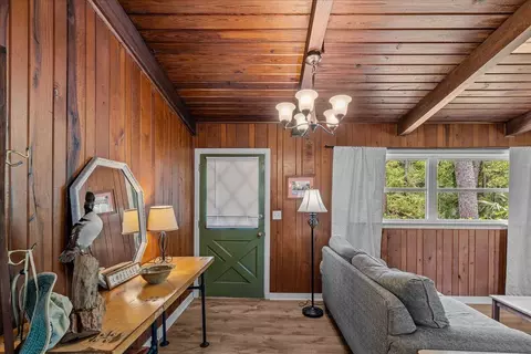 Entry Way - 301 N Manila Ave, Perry, FL 32347 photo 2 of 5