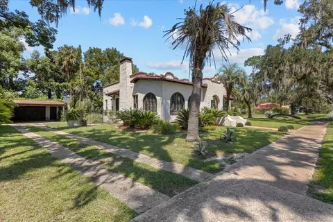 Exterior - 615 N Washington St, Perry, FL 32347 photo 8 of 24