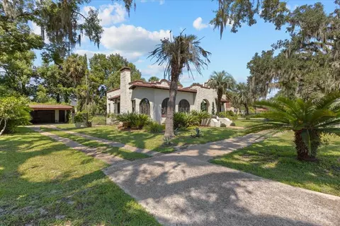 Exterior - 615 N Washington St, Perry, FL 32347 photo 7 of 24