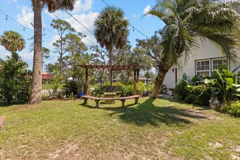 Exterior - 615 N Washington St, Perry, FL 32347 photo 16 of 24