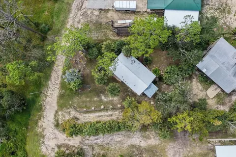View/Area - 325 NW Third Ave, Perry, FL 32348 photo 1 of 10