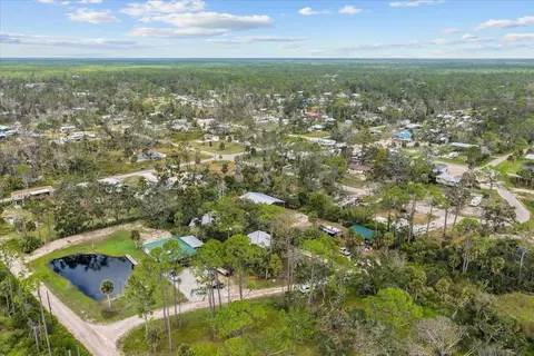 View/Area - 325 NW Third Ave, Perry, FL 32348 photo 10 of 10