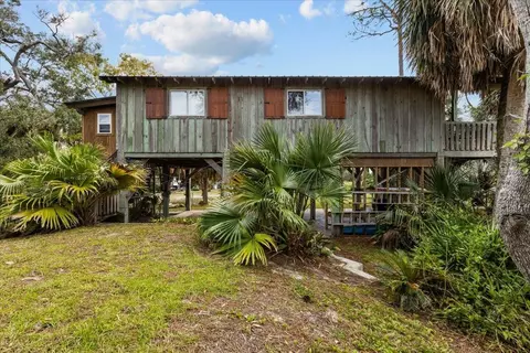 Exterior - 325 NW Third Ave, Perry, FL 32348 photo 9 of 16