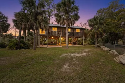 325 NW Third Ave, Perry, FL 32348