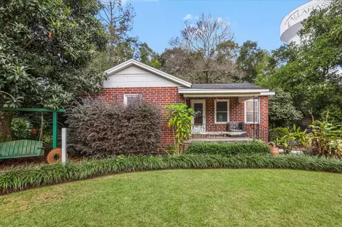1204 Victory Garden Dr, Tallahassee, FL 32301