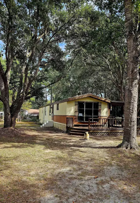 46 Short Ln, Quincy, FL 32351