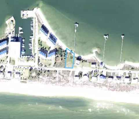 1638 Alligator Dr, Alligator Point, FL 32346