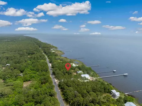 2630 E Us Highway 98, Lanark, FL 32323