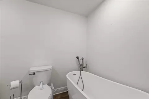Bath - 647 SE Regency Trl, Madison, FL 32340 photo 1 of 5