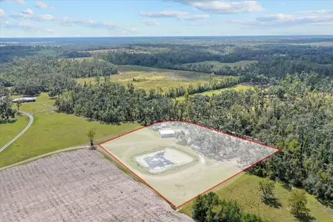 View/Area - 647 SE Regency Trl, Madison, FL 32340 photo 2 of 5