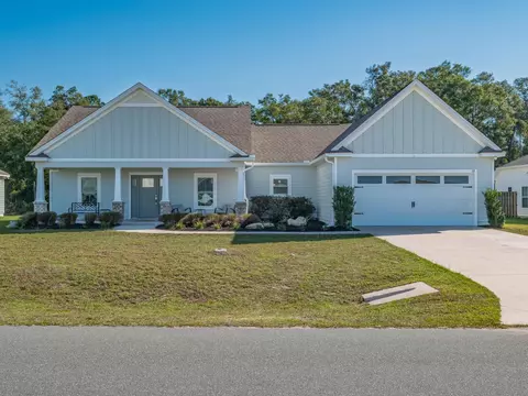 33 Stillmont Dr, Crawfordville, FL 32327