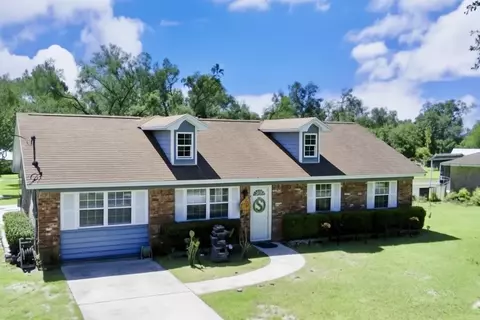 8443 W Sandalwood Dr, Tallahassee, FL 32305