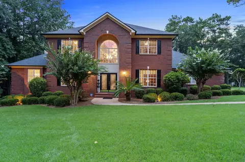9011 Winged Foot Dr, Tallahassee, FL 32312