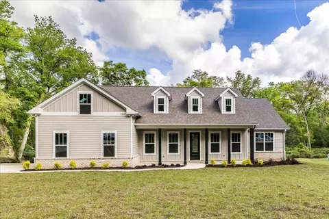 5681 Iola Cres Dr, Tallahassee, FL 32309