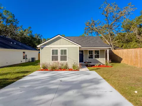 122 Ted Lott Ln, Crawfordville, FL 32327