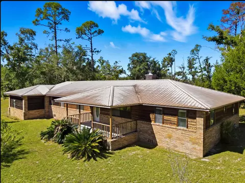 154 W Davis Walker Rd, Perry, FL 32348