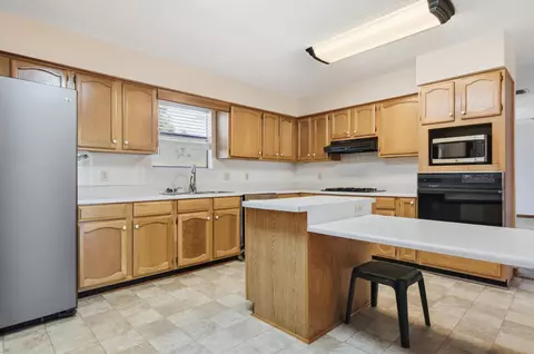 Kitchen - 154 W Davis Walker Rd, Perry, FL 32348 photo 3 of 3