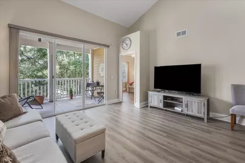 2801 Chancellorsville Dr #436, Tallahassee, FL 32312