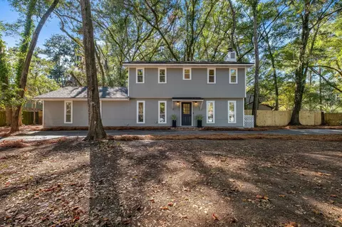 3013 Giles Pl, Tallahassee, FL 32309