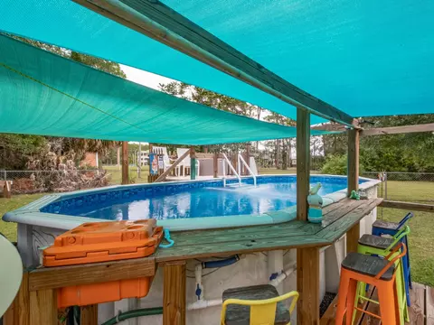 Exterior - 28 Piney St, Panacea, FL 32346 photo 9 of 11