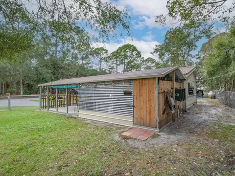 Exterior - 28 Piney St, Panacea, FL 32346 photo 5 of 11