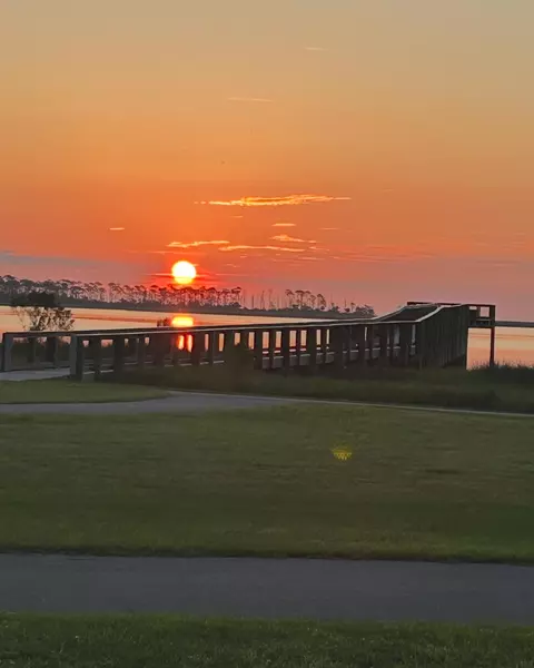View/Area - 28 Piney St, Panacea, FL 32346 photo 9 of 9