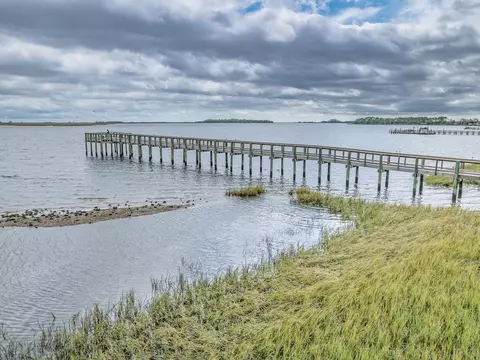 View/Area - 28 Piney St, Panacea, FL 32346 photo 8 of 9