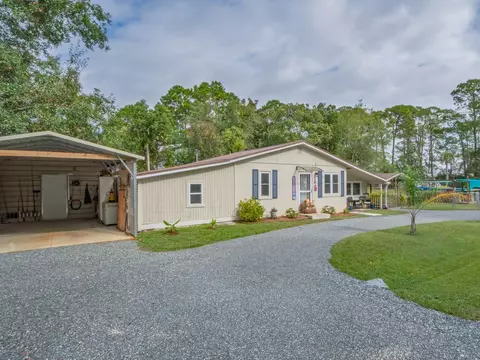Exterior - 28 Piney St, Panacea, FL 32346 photo 3 of 11