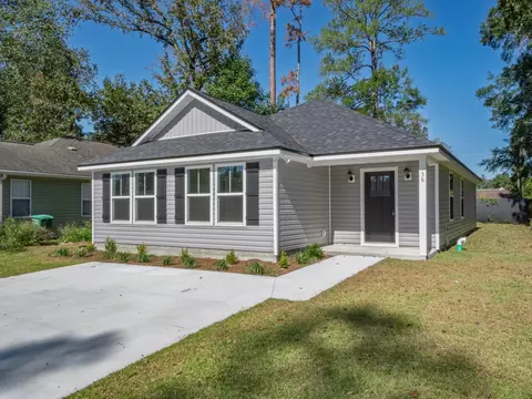 56 Sioux Trl, Crawfordville, FL 32327